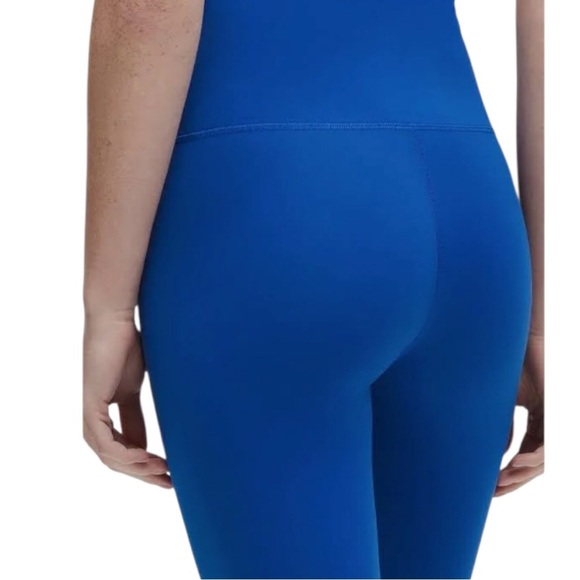 Lululemon Vibrant Blue Cropped Leggings - Picture 2 of 3